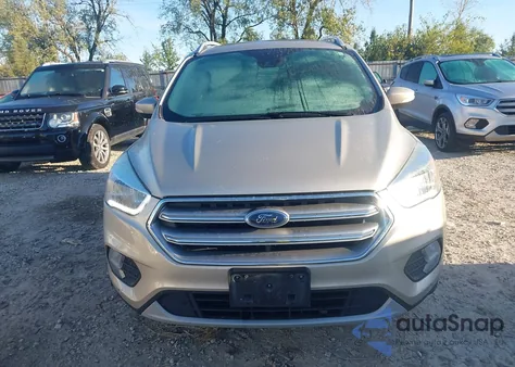 2017 Ford Escape Titanium from USA, damaged, VIN 1FMCU0JD5HUC33262